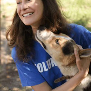 volunteer dog walker PAWS Atlanta